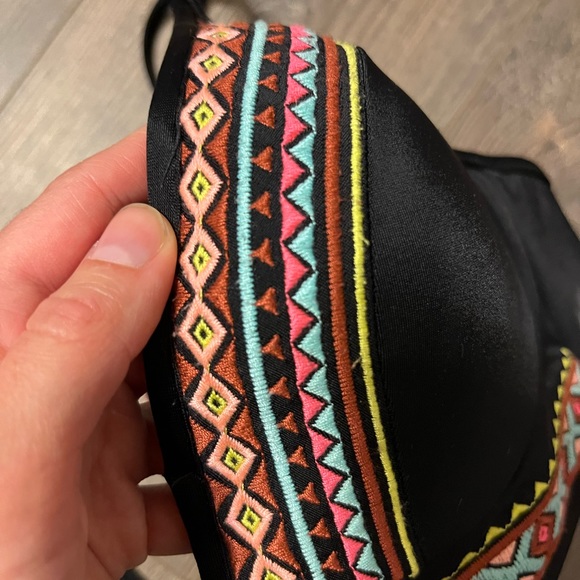 Target Shade & Shore Bikini 34B - Picture 2 of 4